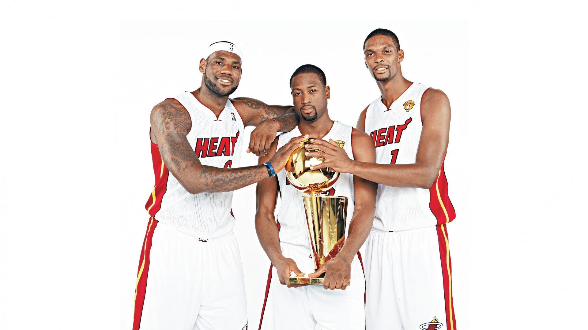 塔特在橄榄球锦标赛中的影响力越来越大，未来星光闪耀